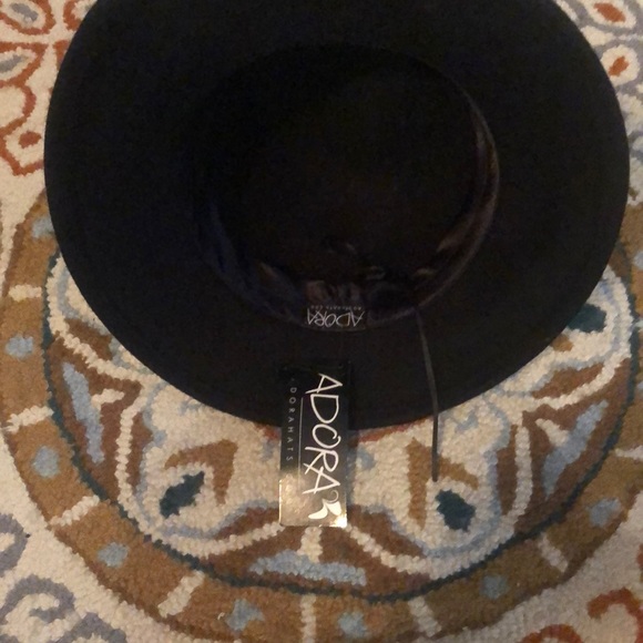 ADORA FELT FALL/WINTER HAT - Picture 2 of 2